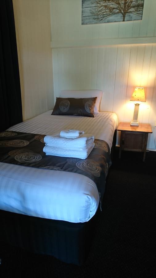 Maleny Hotel Eksteriør bilde