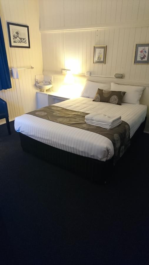 Maleny Hotel Eksteriør bilde