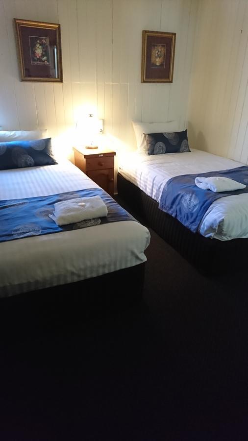 Maleny Hotel Eksteriør bilde