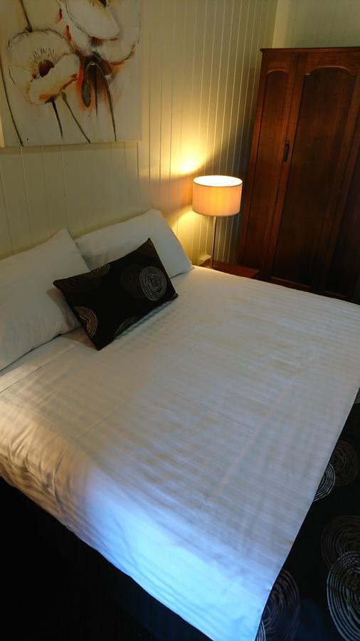 Maleny Hotel Eksteriør bilde