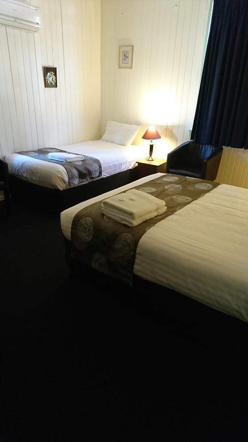 Maleny Hotel Eksteriør bilde