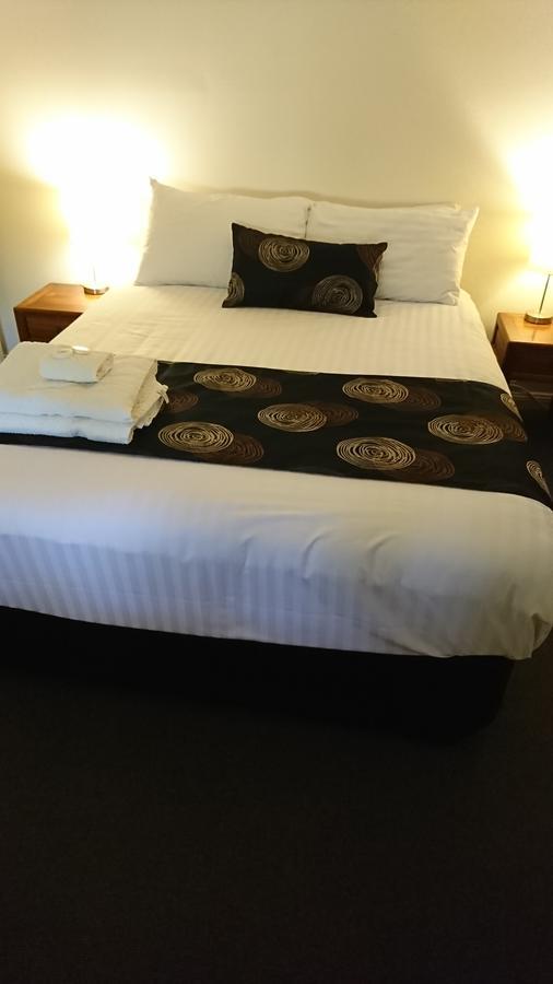 Maleny Hotel Eksteriør bilde
