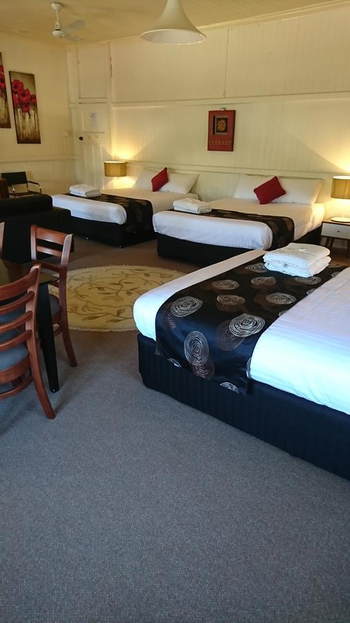 Maleny Hotel Eksteriør bilde