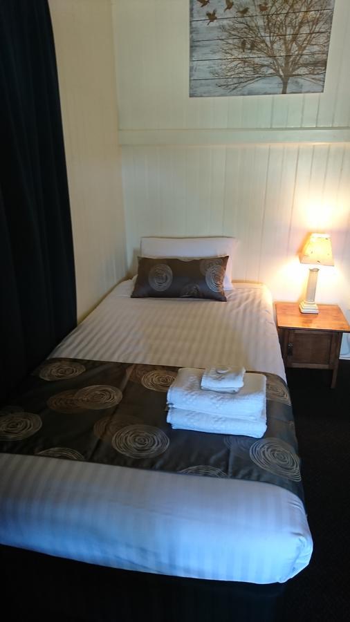 Maleny Hotel Eksteriør bilde