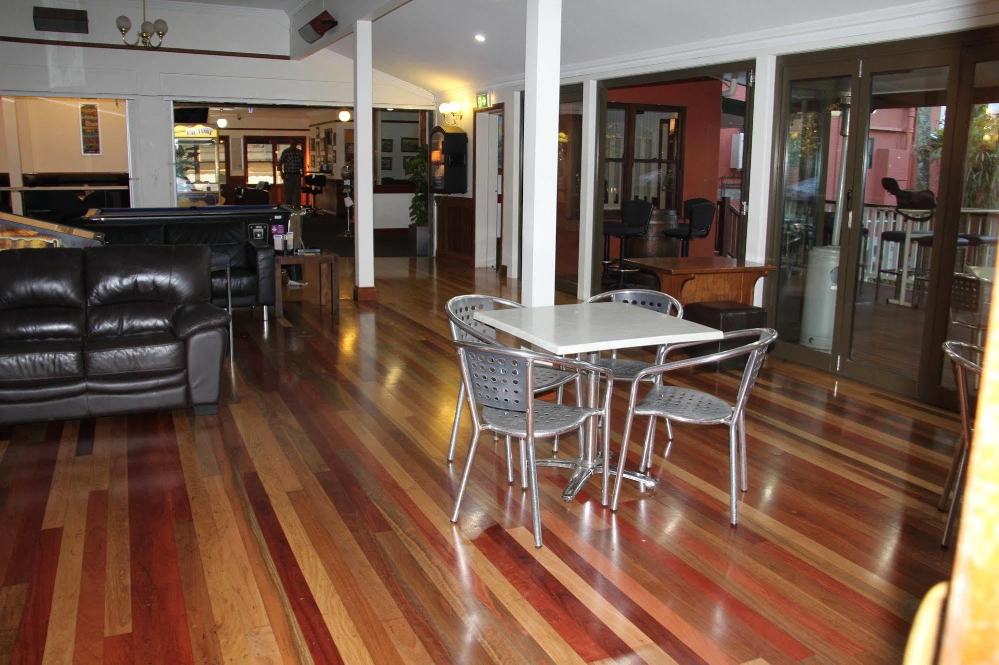 Maleny Hotel Eksteriør bilde
